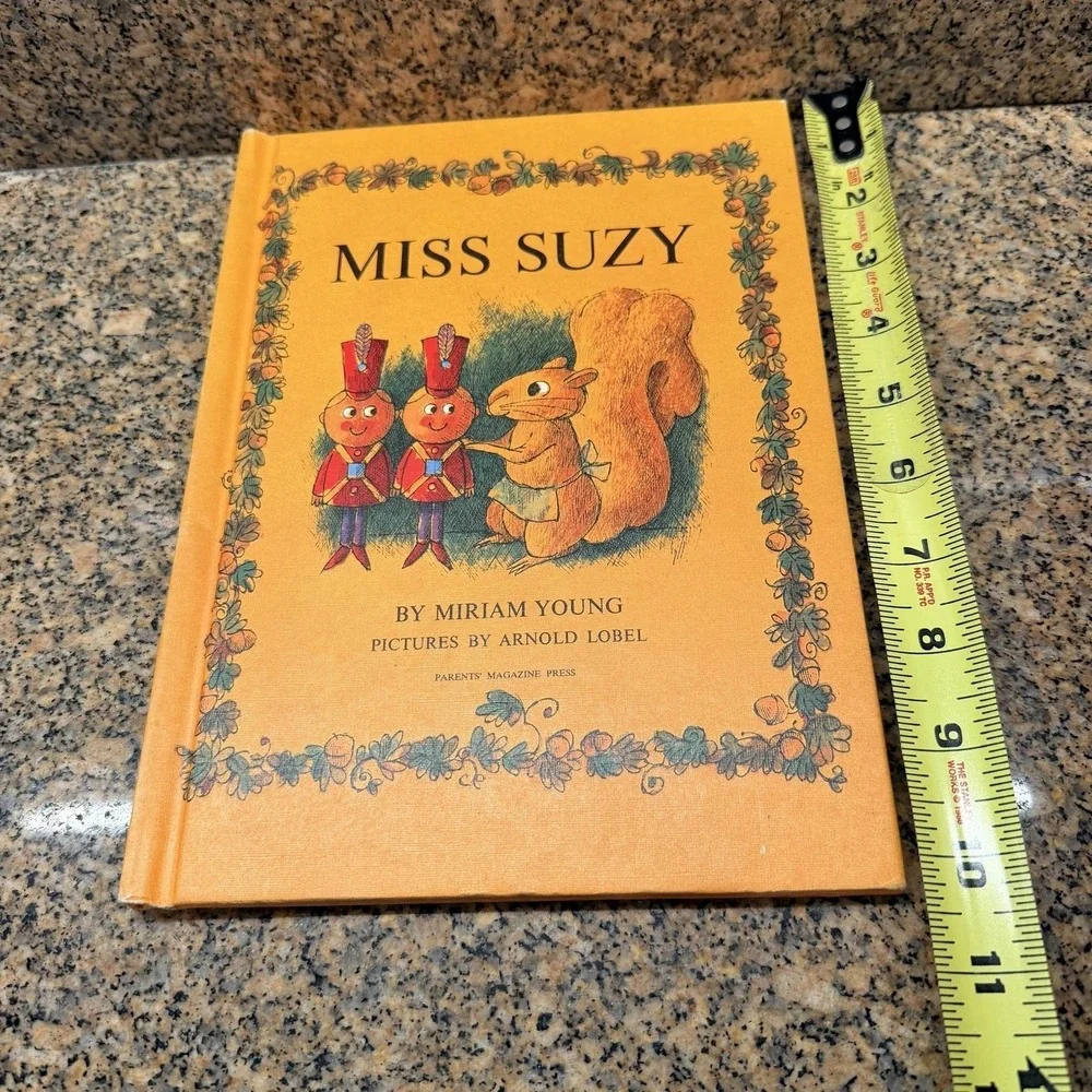 Vintage Miss Suzy Miriam Young Parents' Magazine HC 1964 Squirrel Picture Book